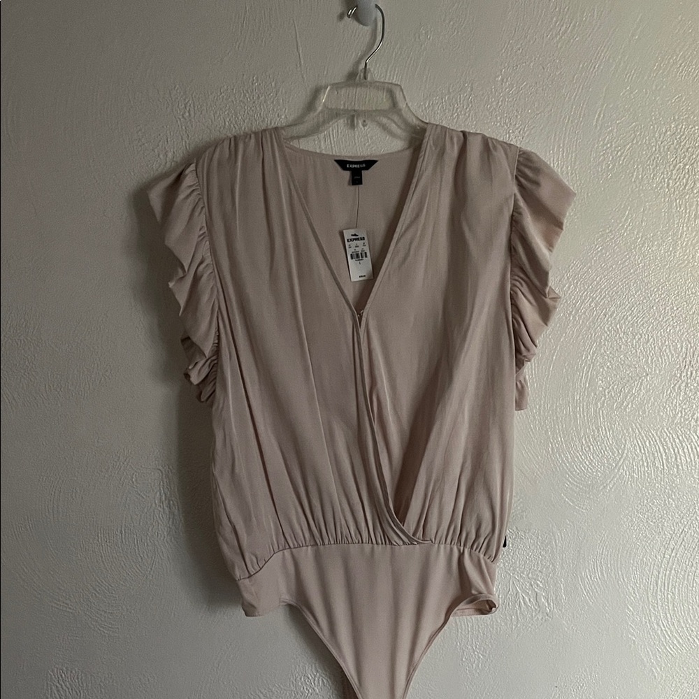 Express Cream Ruffle Sleeve Bodysuit